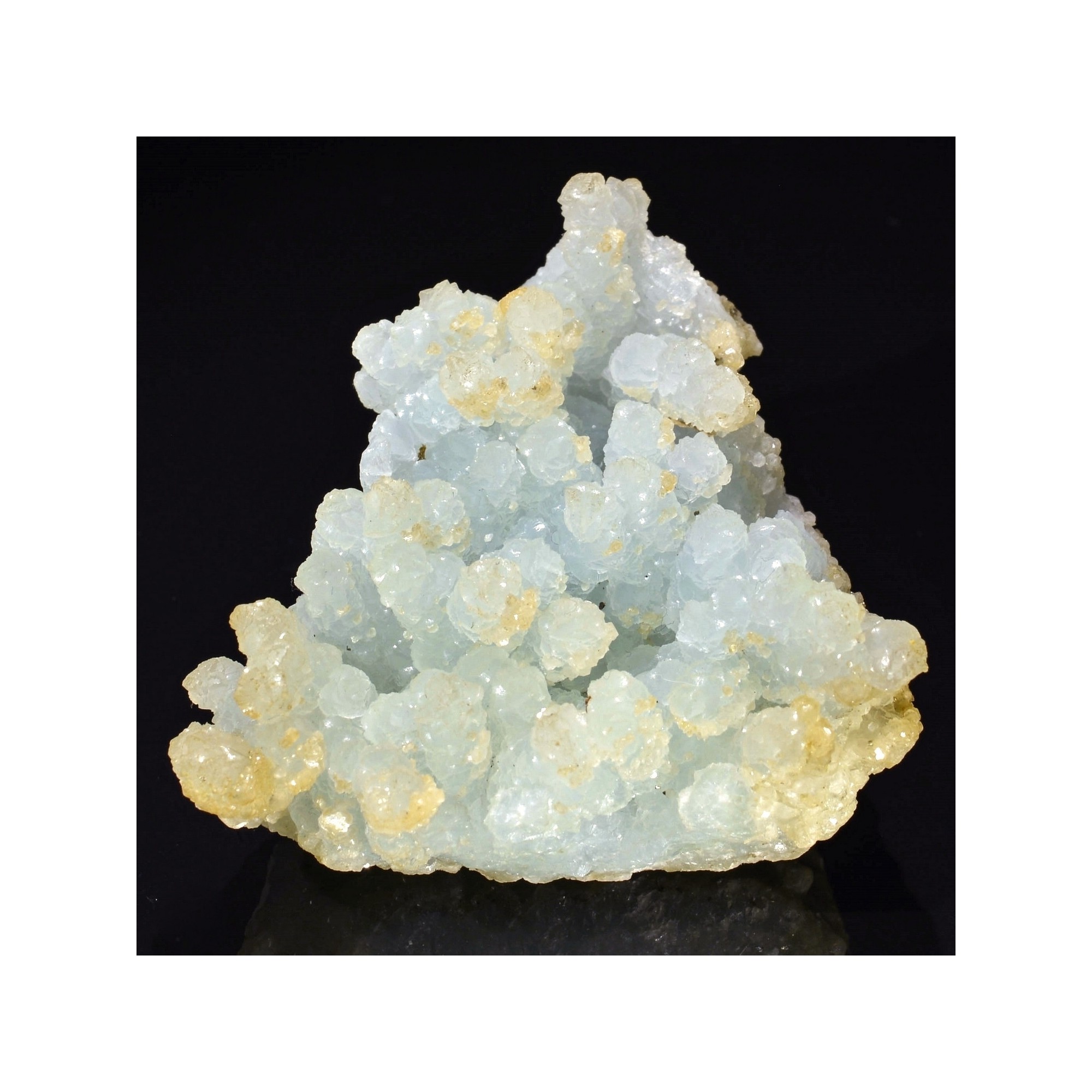 Prehnite psm laumontite - Carrière Malad, district de Mumbai, Maharashtra, Inde.