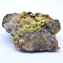 Mimétite var. Campylite - Dry Gill, Cumbria, Royaume-Uni