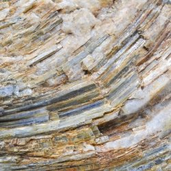 Kyanite - Baud, Morbihan, France