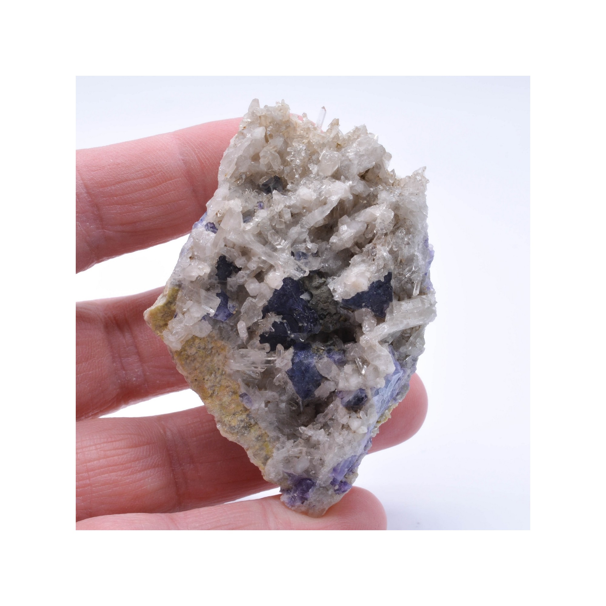 Fluorite and quartz - Grand-Champ, Morbihan, France