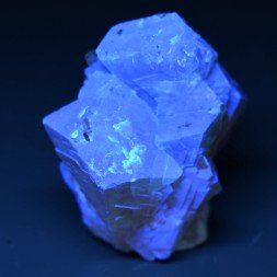 Scheelite - Monts Xuebaoding, Pingwu, Province du Sichuan, Chine