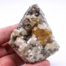 Scheelite et calcite sur muscovite - Monts Xuebaoding, Pingwu, Province du Sichuan, Chine