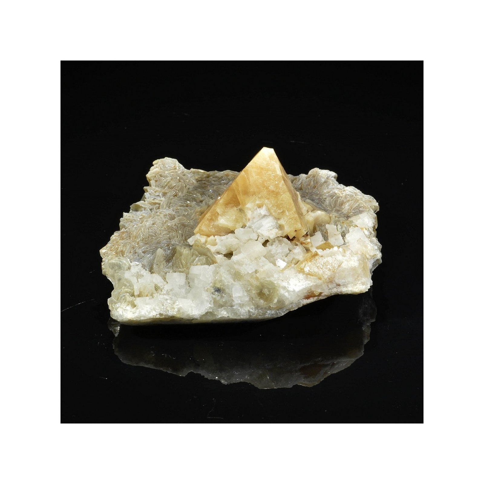 Scheelite and calcite on muscovite - Xuebaoding Mts, Pingwu, Sichuan Prov., China