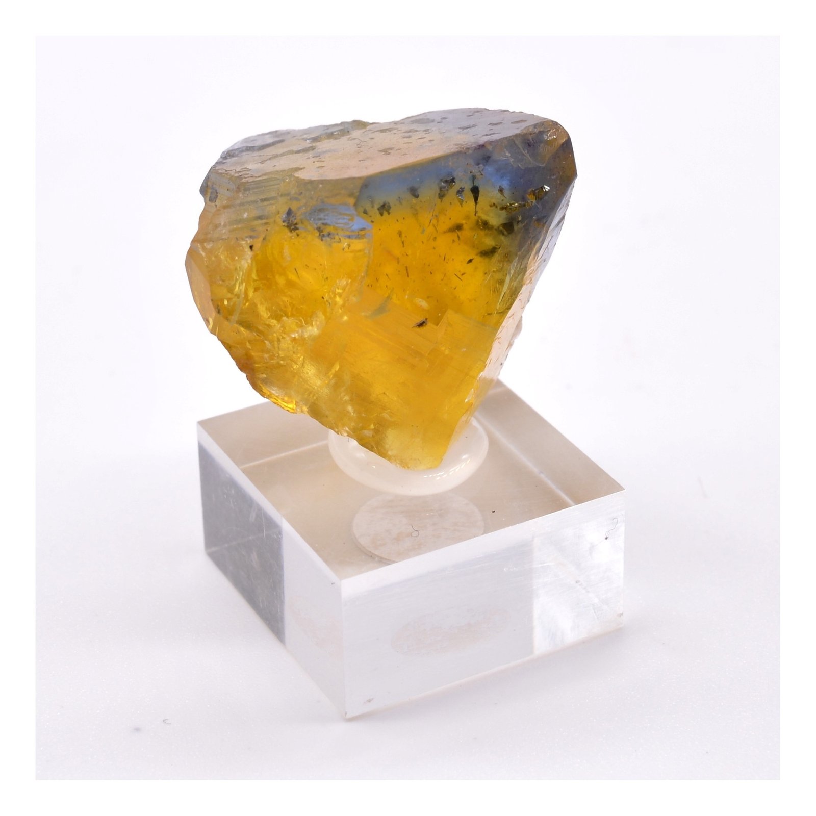 Fluorine - Valzergues, Aveyron, France
