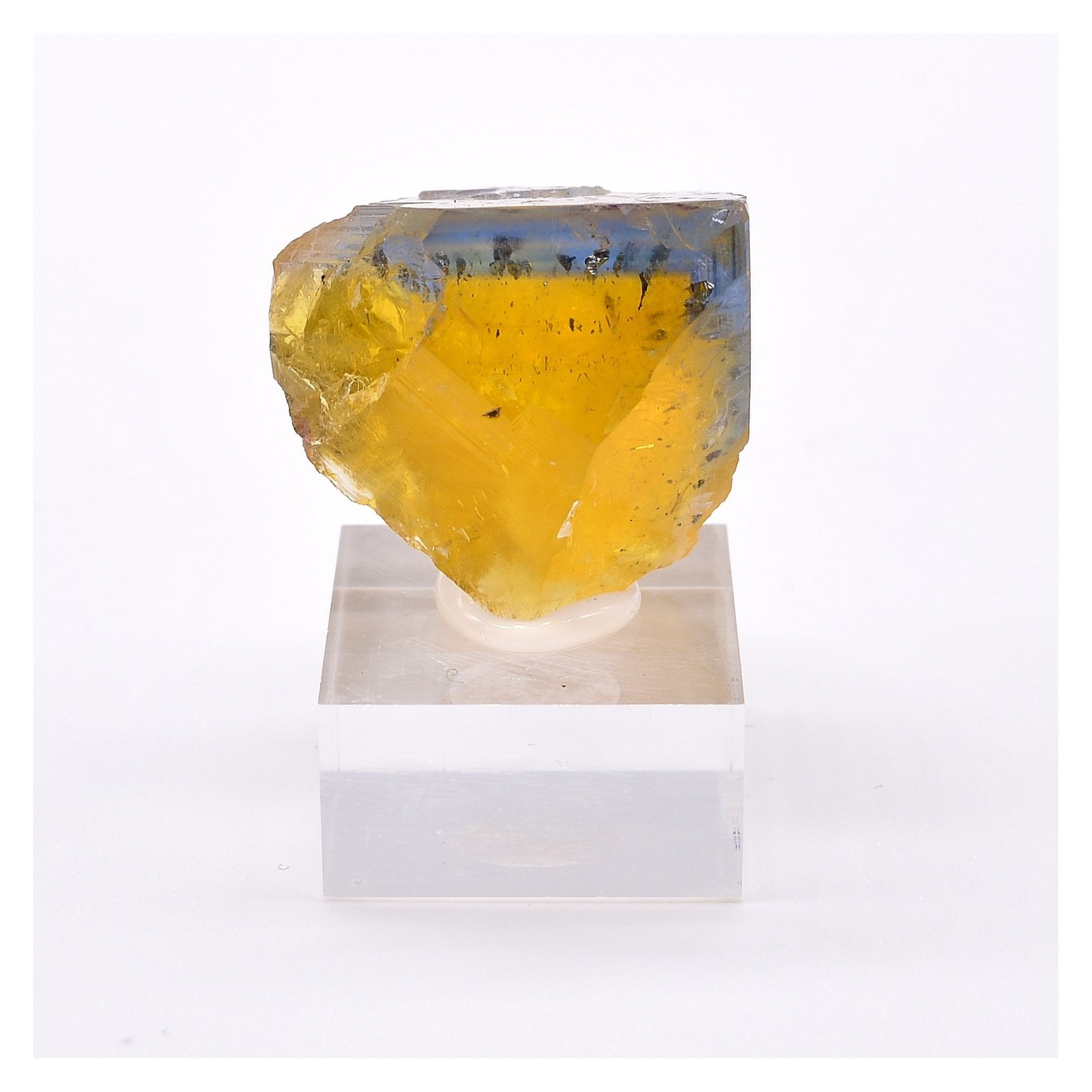 Fluorine - Valzergues, Aveyron, France