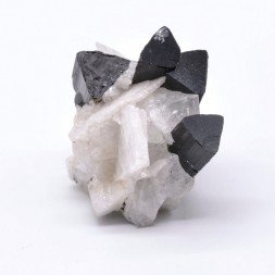 Tourmaline and cleavelandite - Pakistan