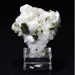 Epidote and quartz, Le Pelvat, Hautes-Alpes, France.