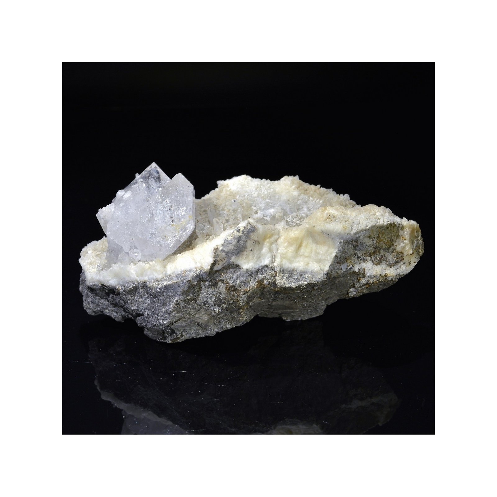 Quartz - Laragne, Hautes-Alpes, France