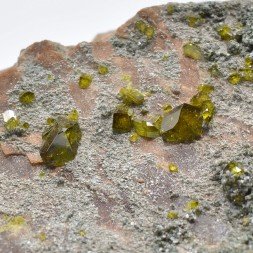 Epidote, clinochlore et grenat - Bellecombe, Val d'Aoste, Italie