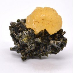 Stellerite and epidote - Diaboukara, Kayes region, Mali