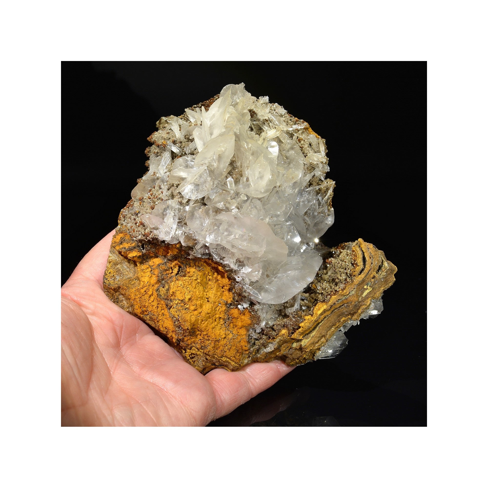 Calcite and hemimorphite - Ojuela mine, Mapimi, Durango, Mexico