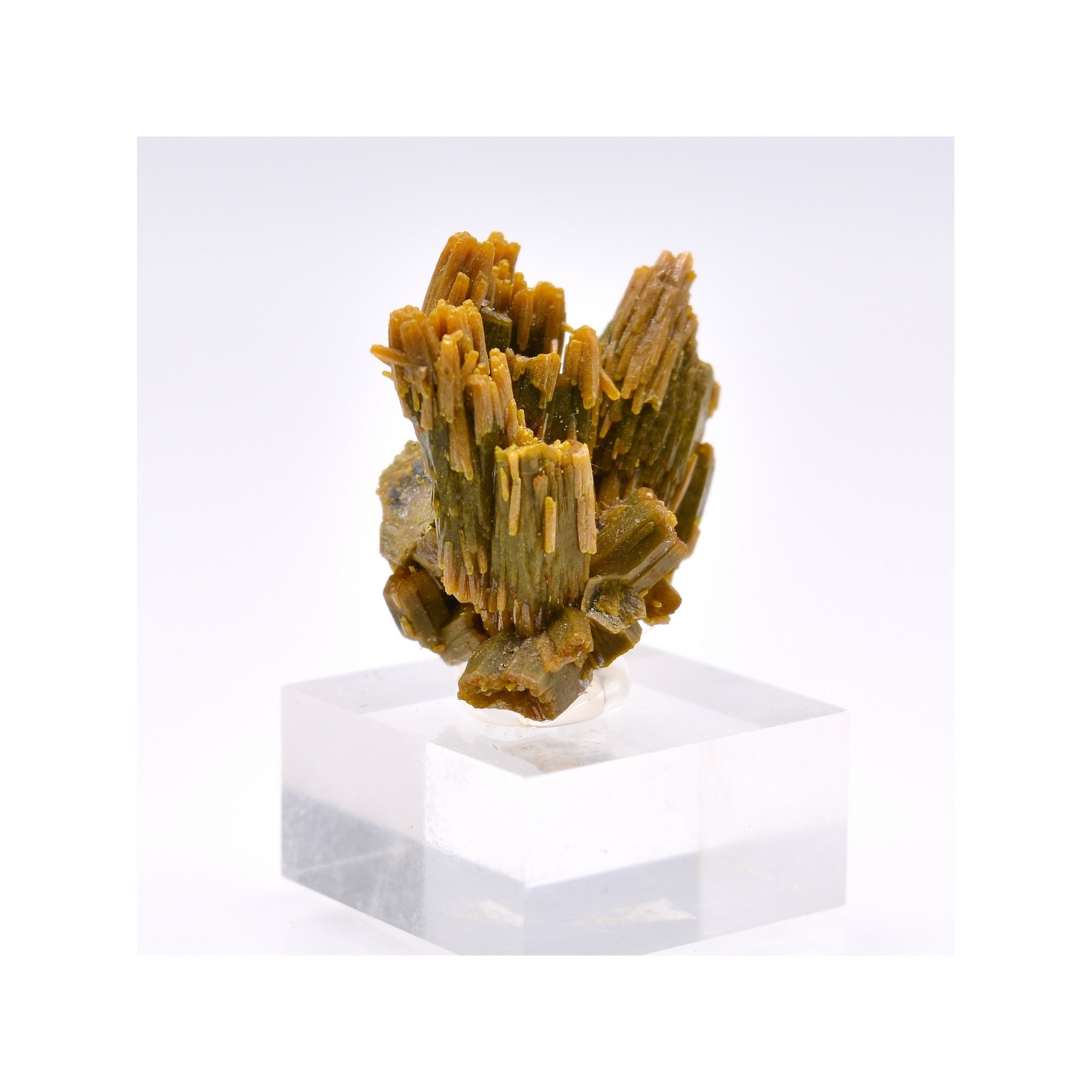 Pyromorphite - Les Farges, Ussel, Corrèze, France