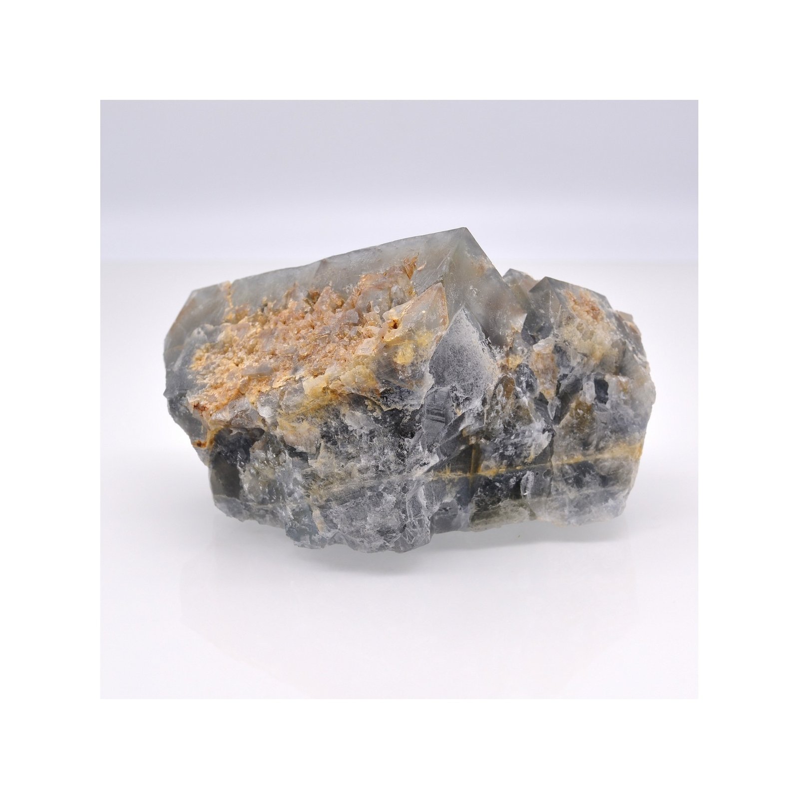 Fluorine - Mine des Sausses, Chavaniac-Lafayette, Haute-Loire, France