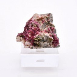 Rosélite sur dolomite - Bou-Azzer, Maroc