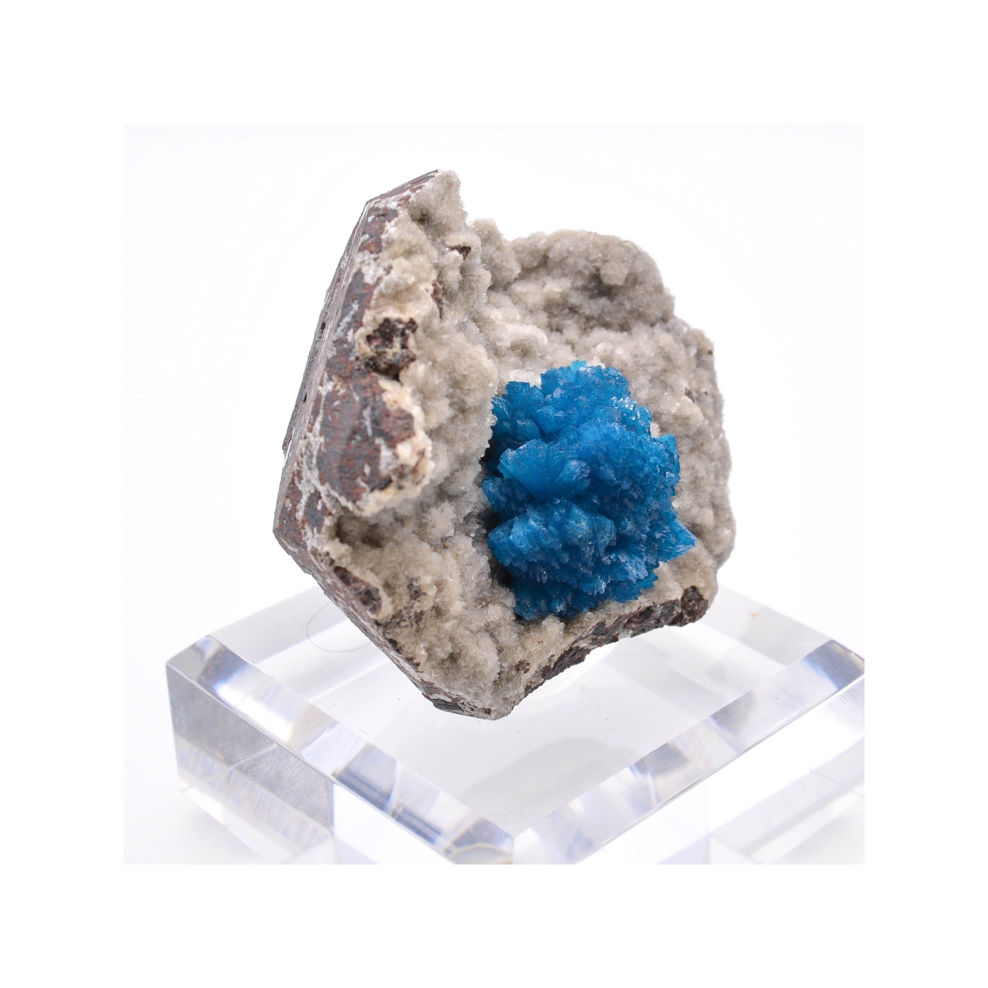 Cavansite on heulandite - Wagholi quarries, Poona, India