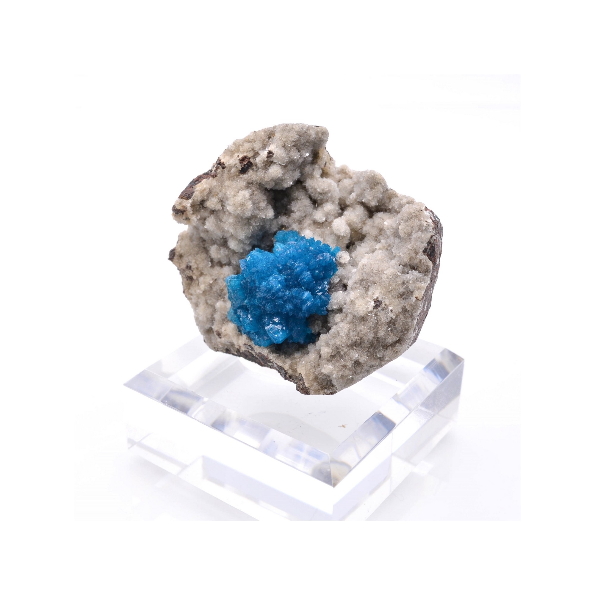 Cavansite on heulandite - Wagholi quarries, Poona, India