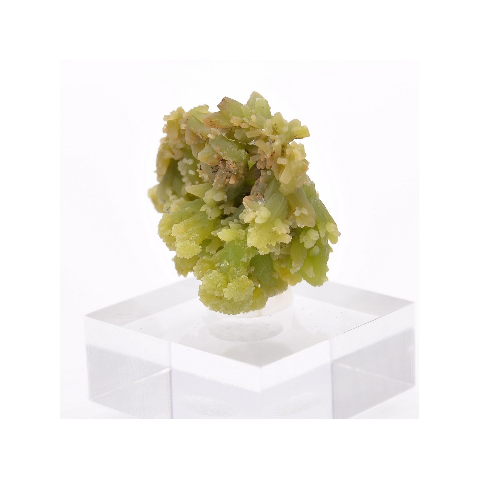 Pyromorphite - Daoping mine, Gongchen, Guilin, Guangxi, China