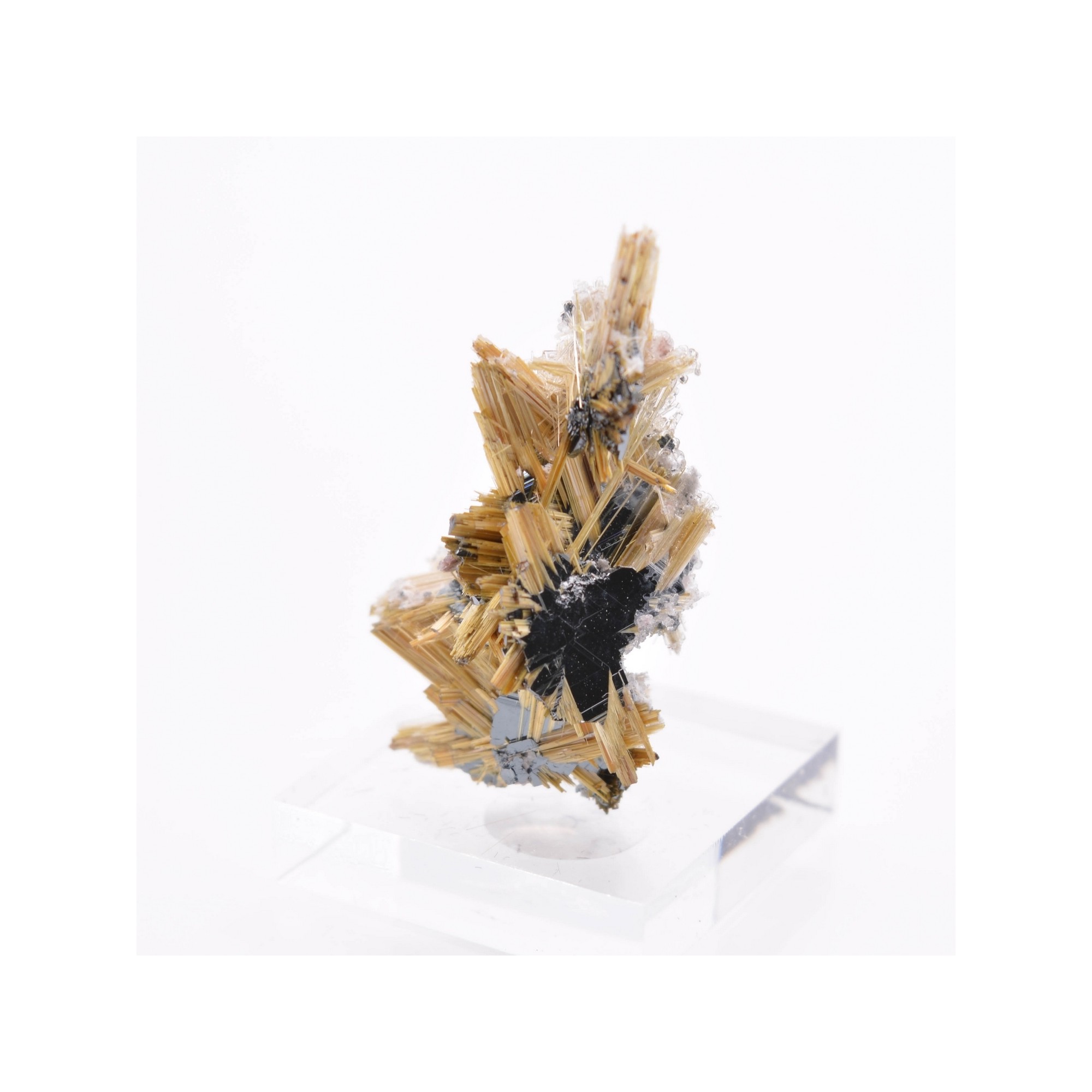 Rutile et hématite - Novo Horizonte, Bahia, Brésil