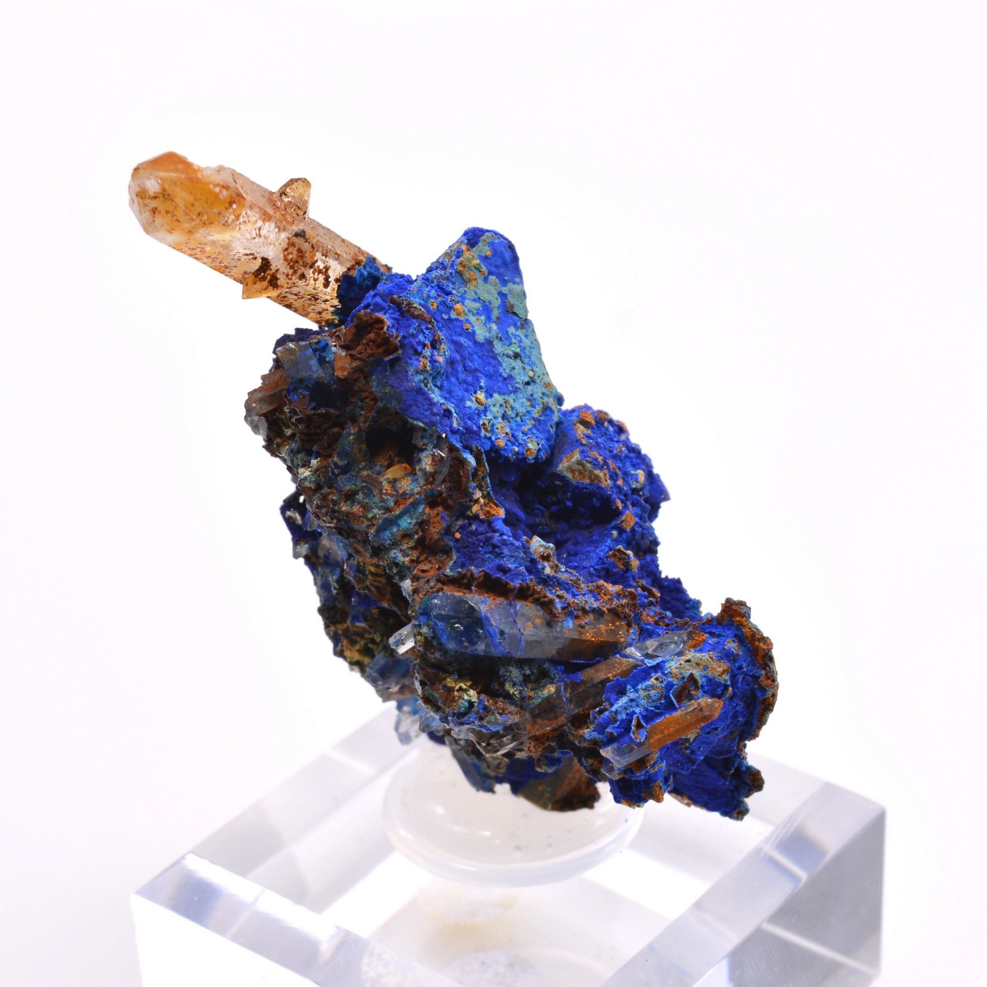 Azurite psm tétraèdrite et quartz - Mine à Giraud (La Gardette), Isère, France