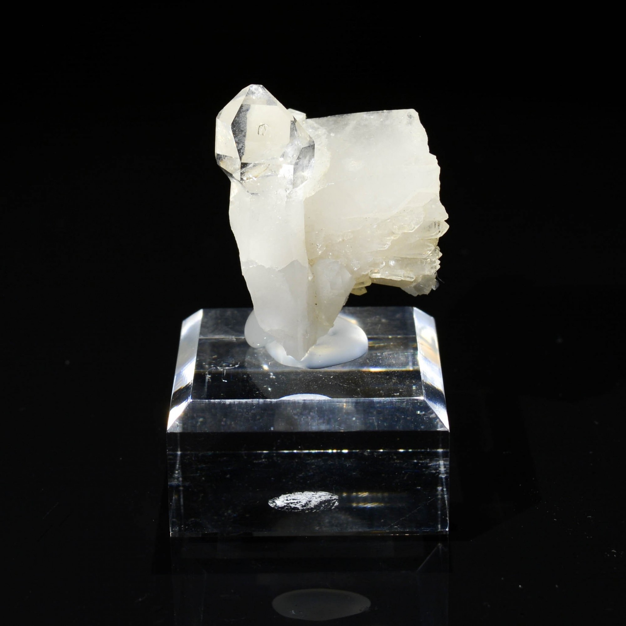 Sceptre quartz, Vizille, Isère, France.