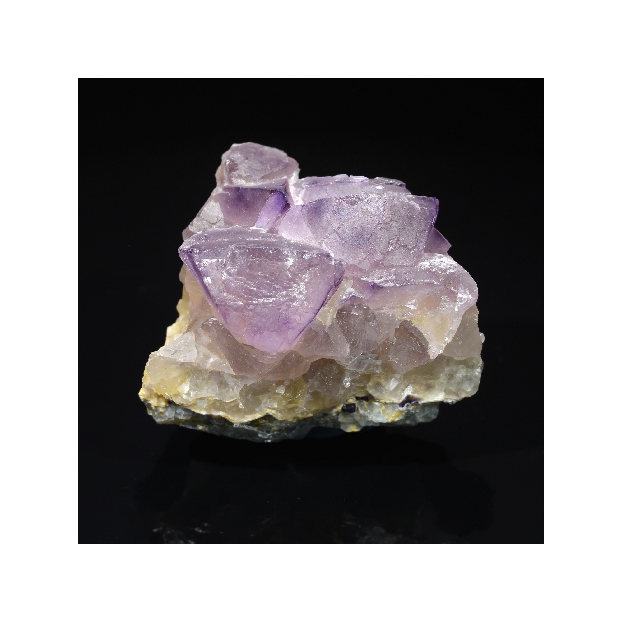 Fluorite - La Barre mine, Puy-de-Dôme, France.